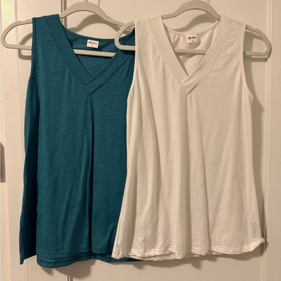 Tank top bundle - Picture 1 of 2